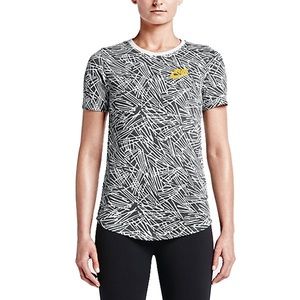 NWT Nike Palm Run Shirt